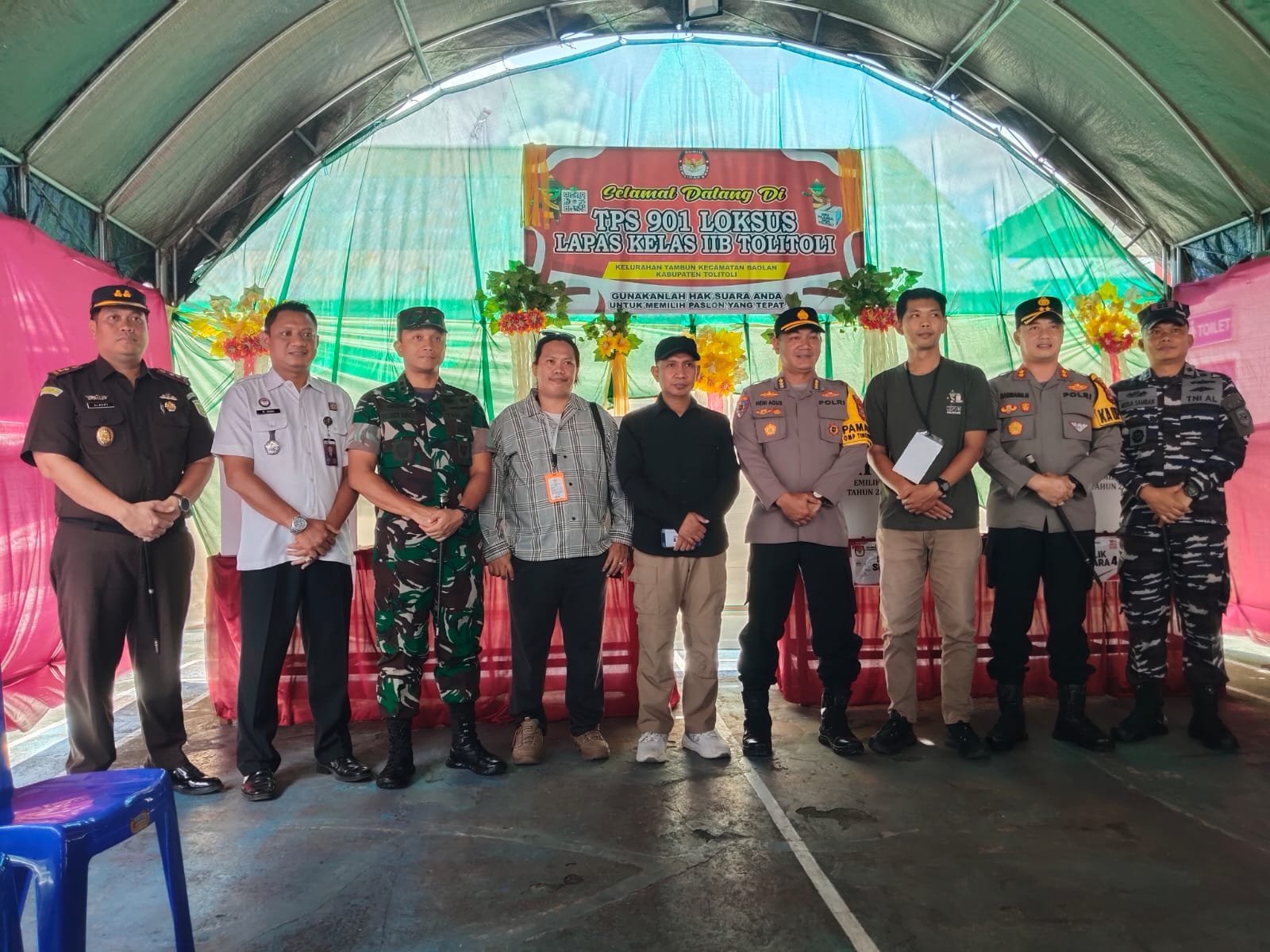 Dandim 1305/BT Bersama Forkopimda Tinjau Pelaksanaan Pemilu Di Dua TPS Khusus