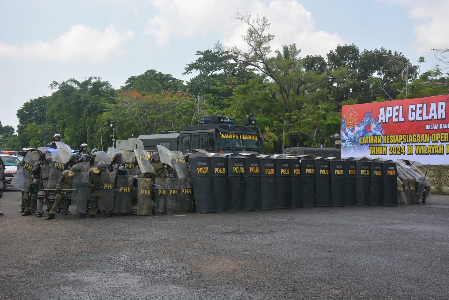 Sebanyak 1.500 Personel TNI/Polri Gelar Simulasi Penanganan Konflik Sosial Pasca Pilkada Serentak Kalsel