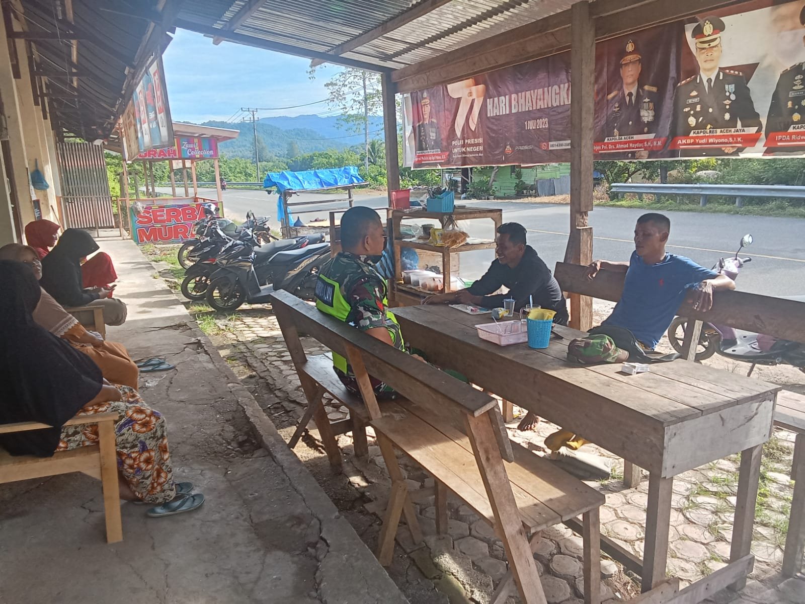 Tingkat kan ke Akraban Babinsa Komsos dengan Warga Desa Binaan