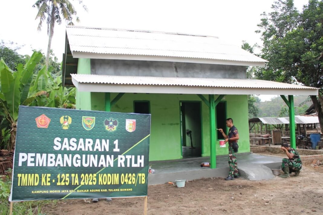 RTLH Sasaran 1 TMMD ke-125 di Kampung Moris Jaya Capai 85 Persen, Tiang Teras Mulai Dicat