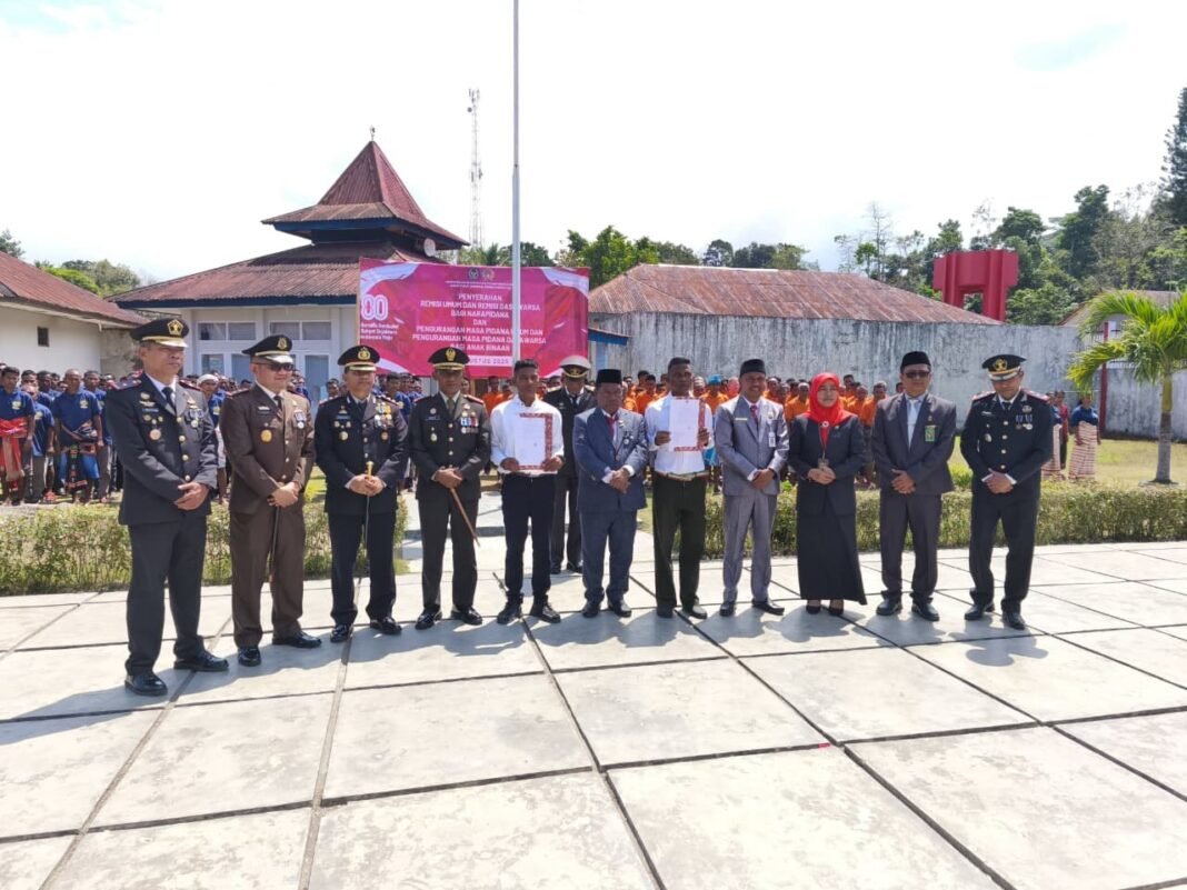 Peringatan HUT RI ke-80, Warga Binaan Lapas Waikabubak Terima Remisi