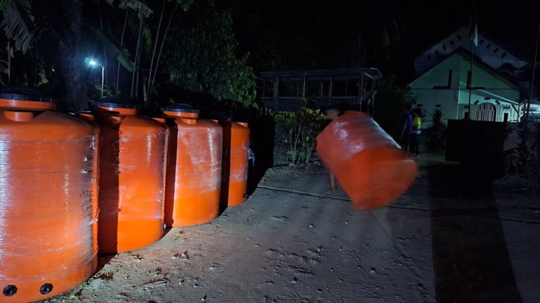 Malam Hari, Satgas TMMD 125 Kendari Tetap Kerja Demi Percepatan Pembangunan
