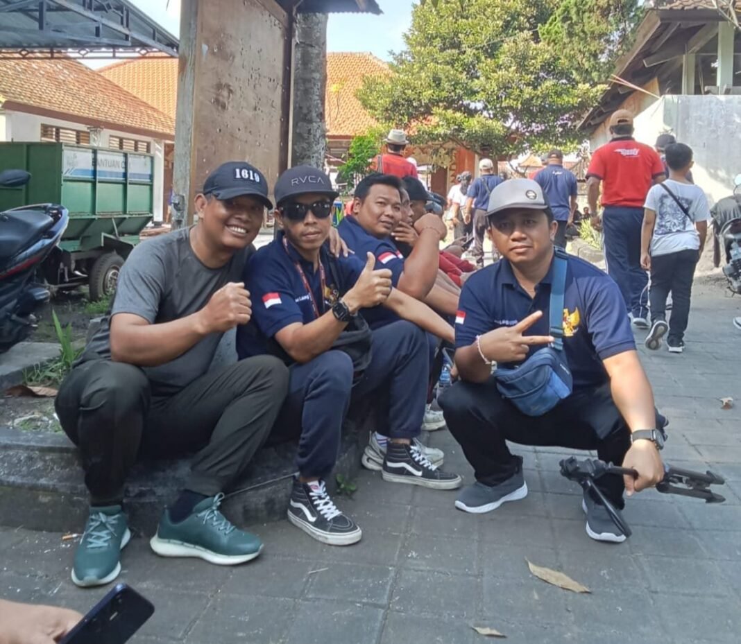 Babinsa Lalanglinggah Hadiri Jalan Santai HUT RI ke-80 Bersama Forkopimcam Selemadeg