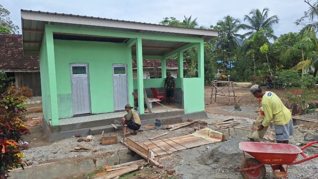 Hampir Rampung, Satgas TMMD 125 Kodim 1417/Kdi Kejar Target MCK