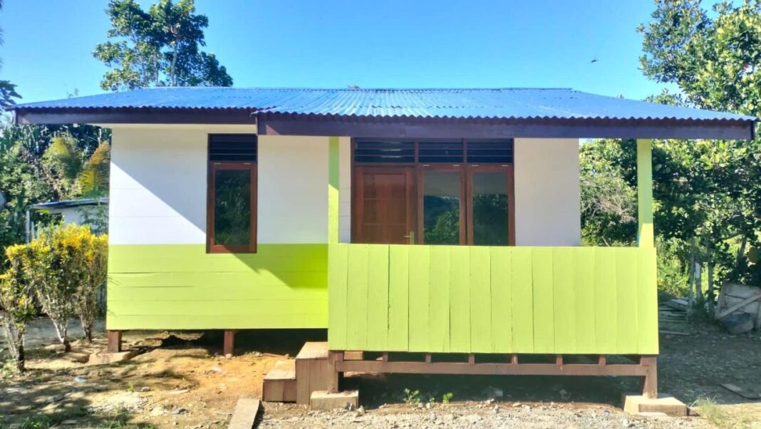 Satgas TMMD 125 Kodim 1705/Nabire Tuntaskan Rehap RTLH di Perumahan 100 Manunggal Jaya