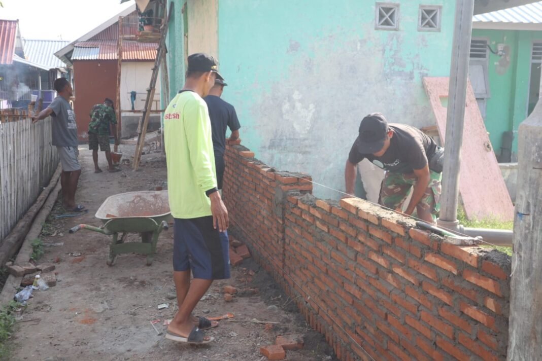 Satgas TMMD 125 Bangun Pagar dan Lis Plafon Pustu Kalabeso, Tingkatkan Layanan Kesehatan Desa