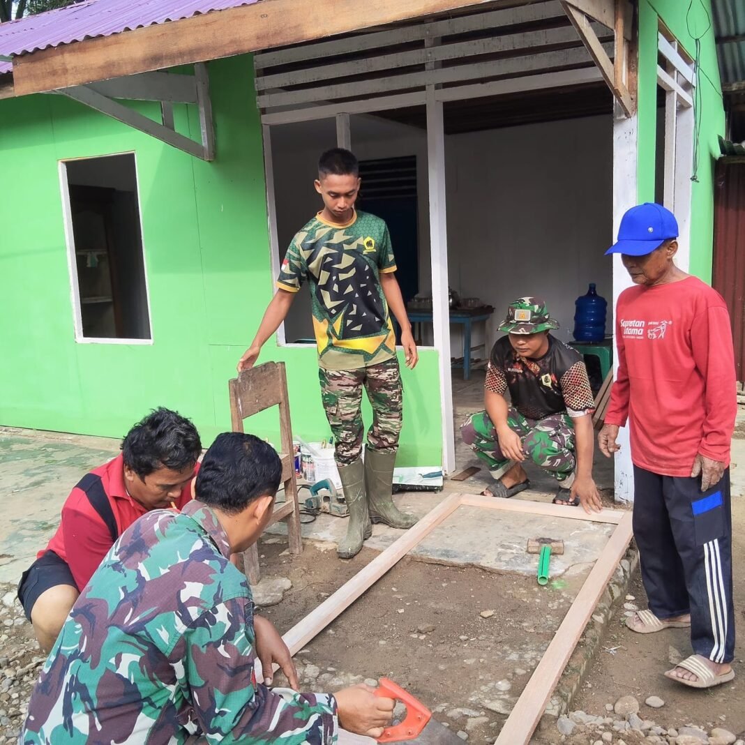 Gotong Royong Satgas TMMD dan Warga Wujudkan RTLH Layak Huni