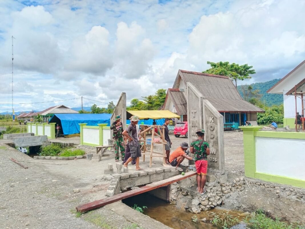 TMMD 125 Nabire, Gapura Gereja GKI Talitakum Jadi Ikon Baru Kampung Manunggal Jaya