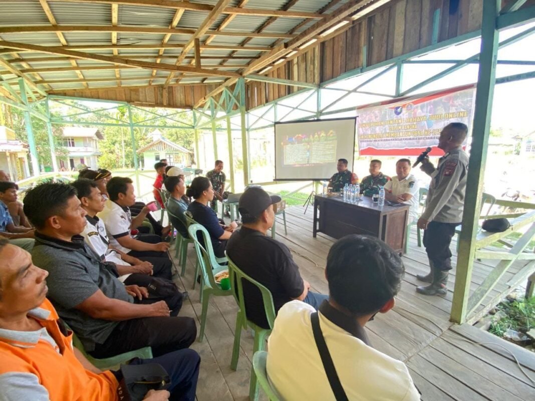 TMMD 125 Kodim Sintang Dorong Kesadaran Bahaya Judi Online Melalui Edukasi Warga