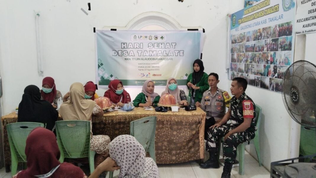 Babinsa Koramil 1426-03/Takalar Hadiri Pemeriksaan Kesehatan Masyarakat Oleh Mahasiswa