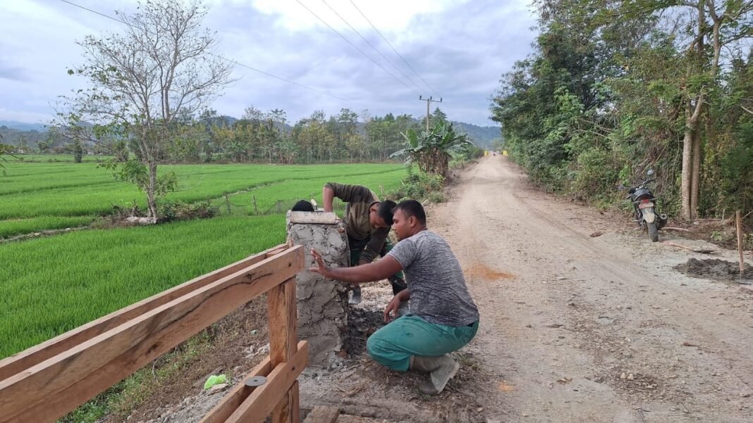 Kuping Jembatan Desa Nekudu Kini Lebih Kokoh Berkat TMMD 125 Kodim 1417/Kendari