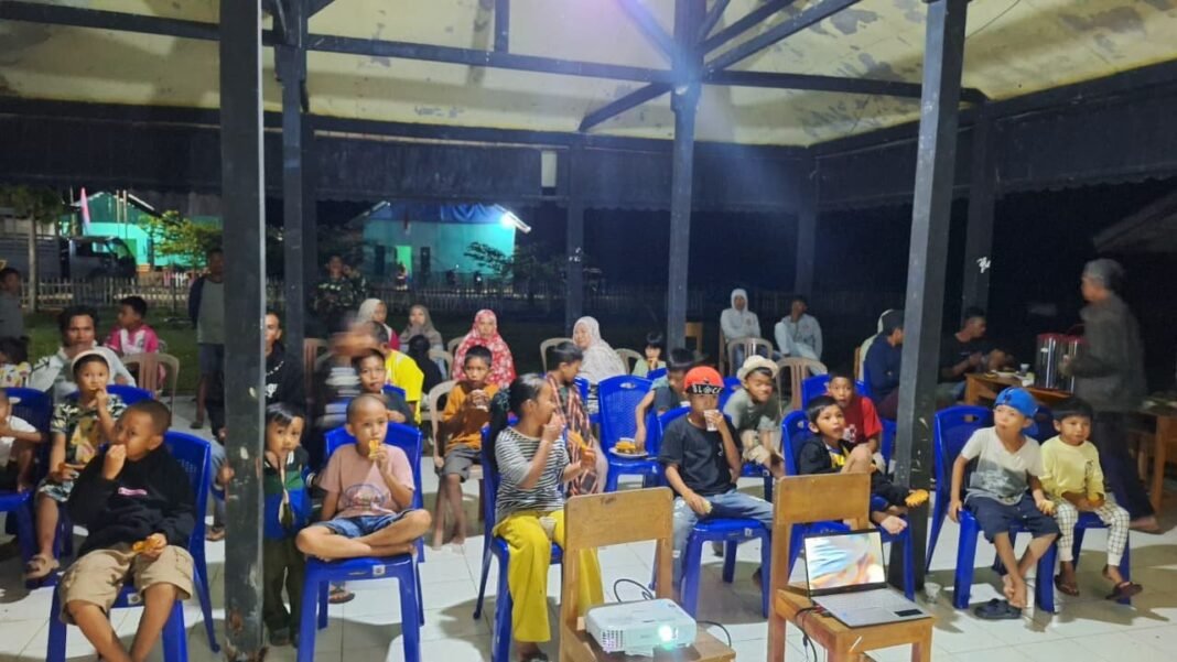 Nobar Film Perjuangan Satgas TMMD 125 di Konawe, Warga Antusias Hadiri Balai Desa