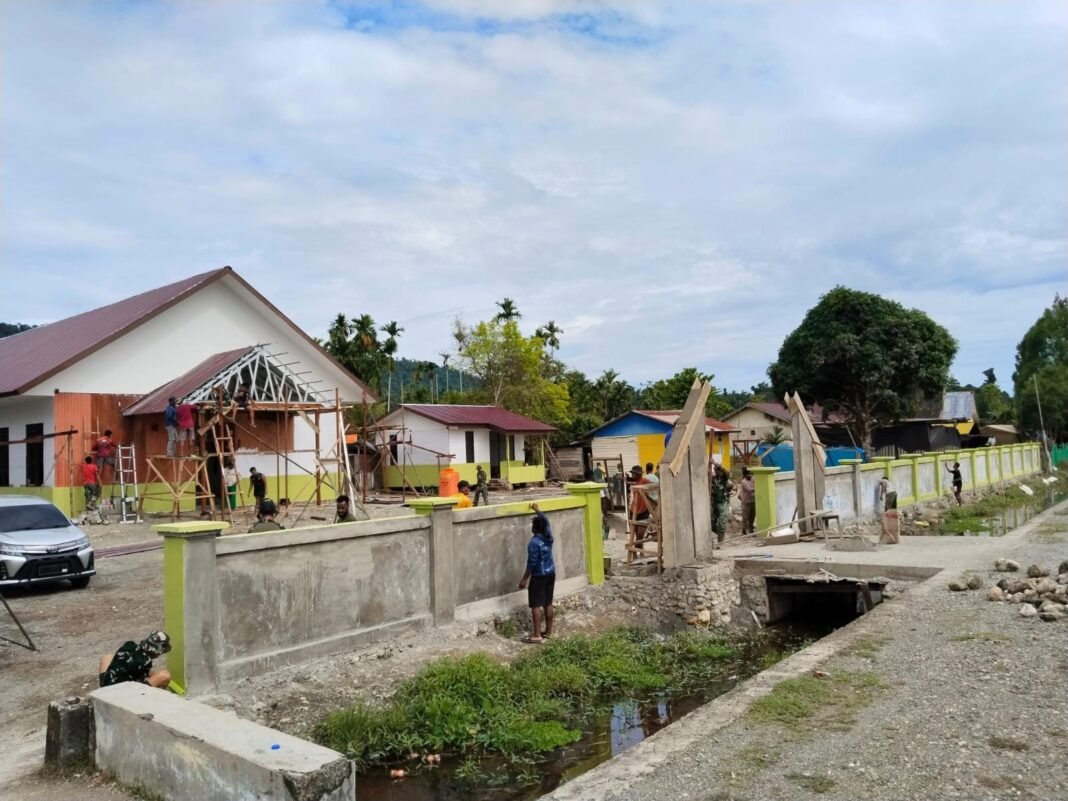 Satgas TMMD ke-125 Kodim 1705/Nabire Genjot Pembangunan Gereja dan Fasilitas Umum