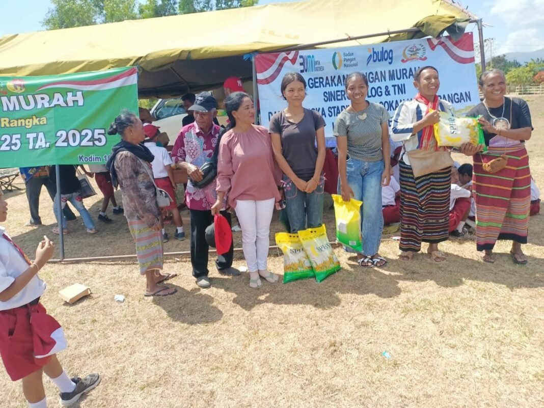 Penutupan TMMD 125 Kodim Belu, Satgas Gelar Pasar Murah dan Baksos untuk Warga