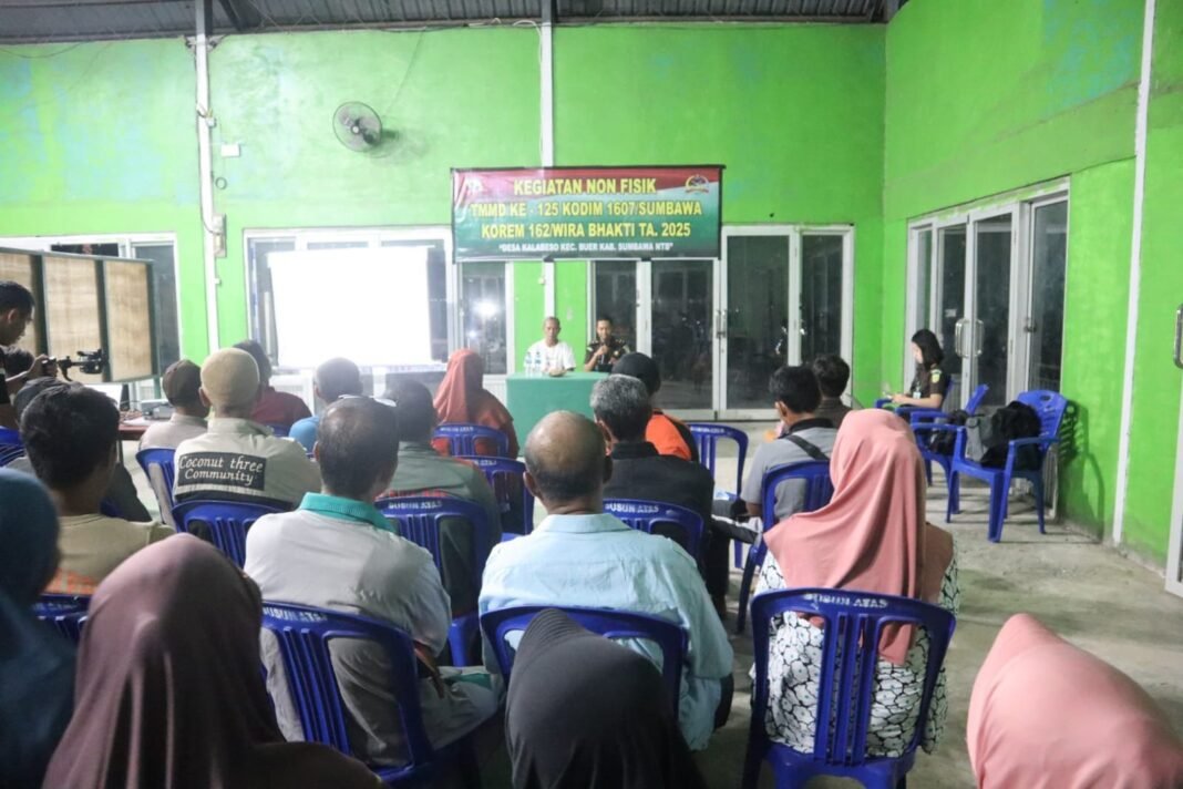Warga Kalabeso Antusias Ikuti Penyuluhan Hukum TMMD 125 Kodim Sumbawa