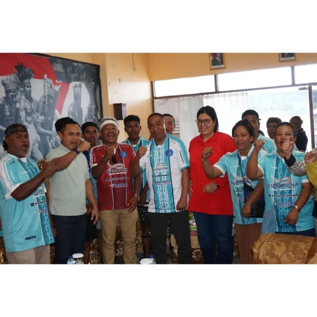 Suporter PSBS Biak Kembali Bergairah, Dandim 1708/BN Resmi Jadi Pembina Baru