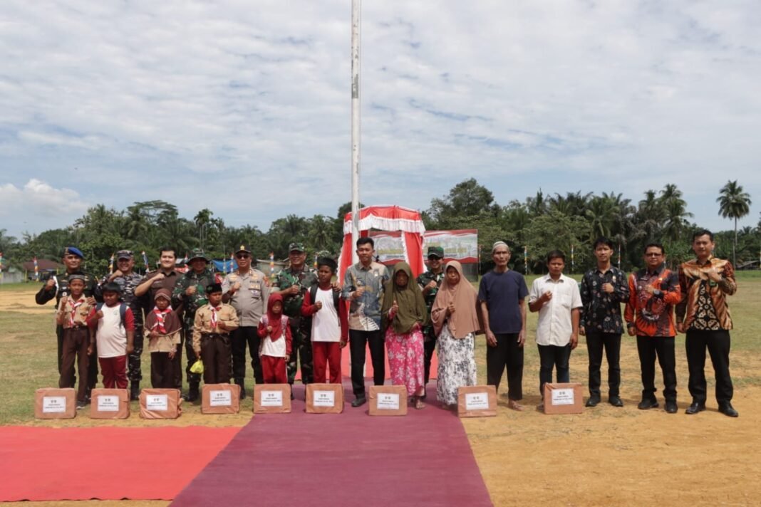 Kasrem dan Dansatgas Hadiri Upacara Penutupan TMMD ke-125 di Mukomuko