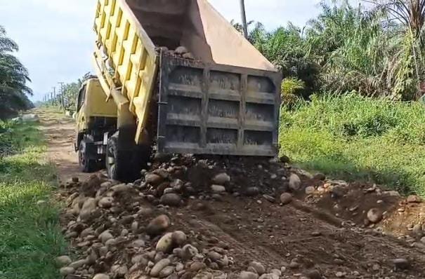 Hari ke-22, Jalan TMMD di Wonosalam Sudah 1,25 Kilometer Terkoral