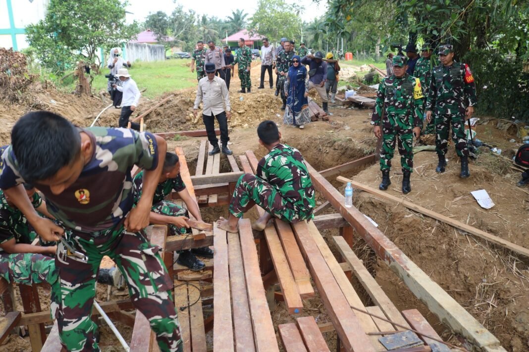 Dorongan dari Wasev TMMD Ke-125, Jembatan Suka Rahmat Kejar Target