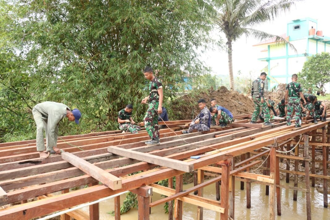 TMMD 125 Kodim 0909/Kutai Timur: Pembangunan Jembatan Ulin, Jantung Baru Desa Suka Rahmat