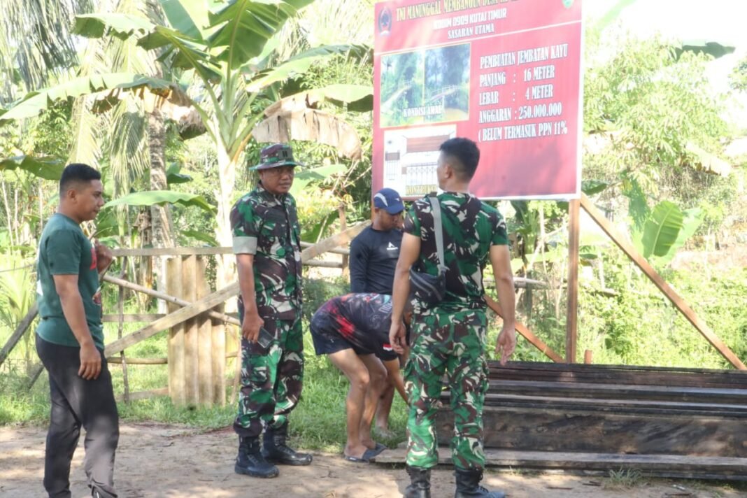 Seleksi Kualitas Kayu Ulin: Kunci Keamanan Jembatan TMMD di Desa Suka Rahmat