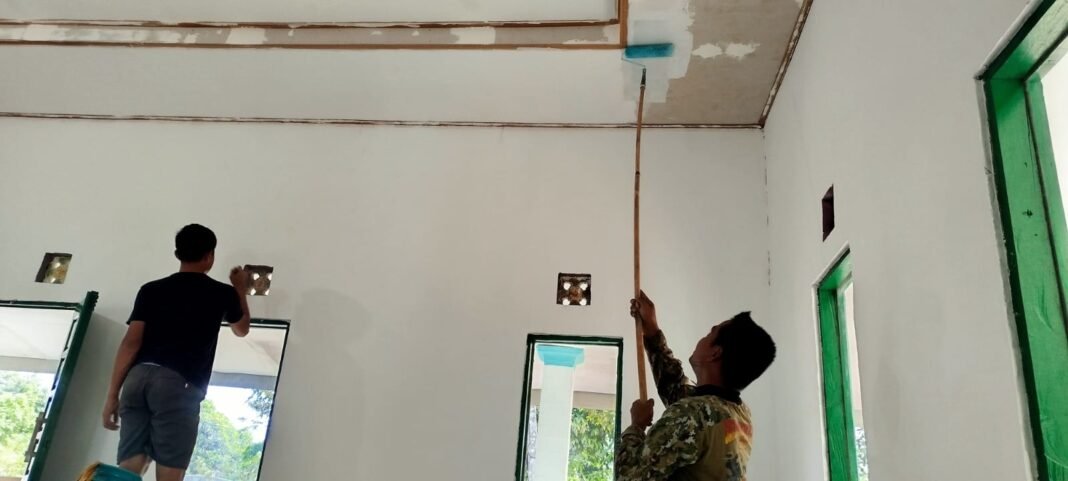 Kodim 1006/Banjar Rehab Mushulla pada TMMD Ke-125, Ini Tahapan Yang Dikerjakan