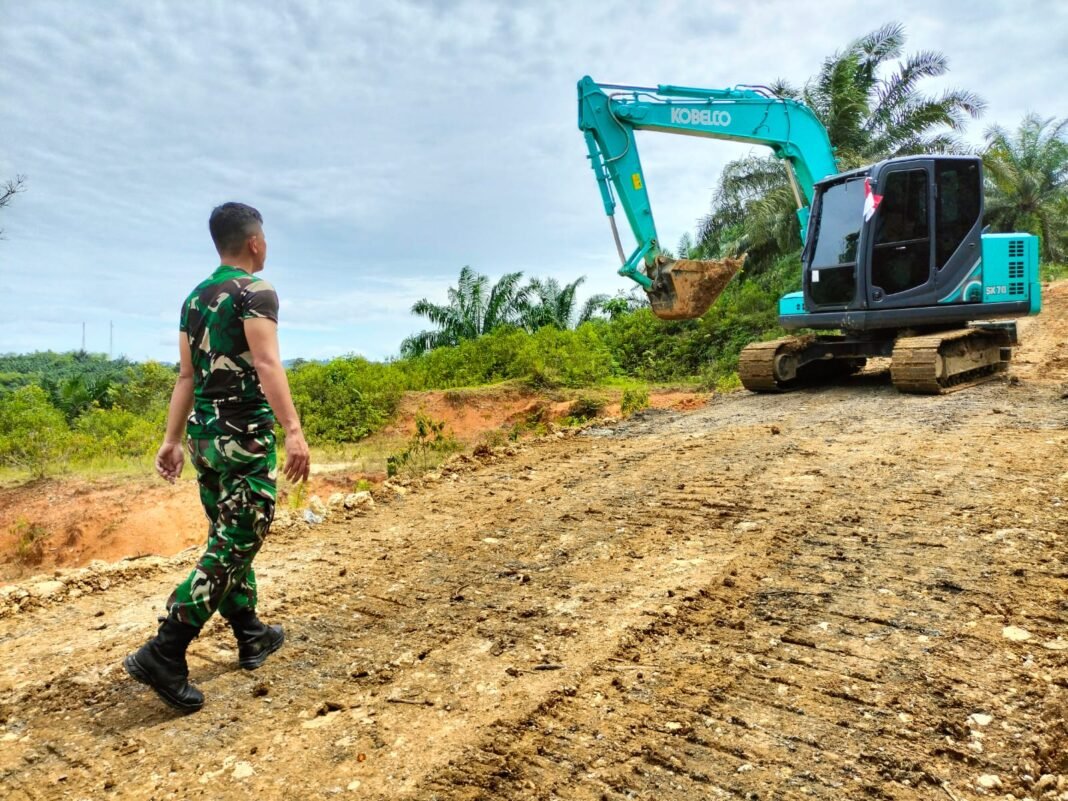Alat Berat TMMD Ke-125 Kerja Keras, Jalan Suka Rahmat Segera Dinikmati