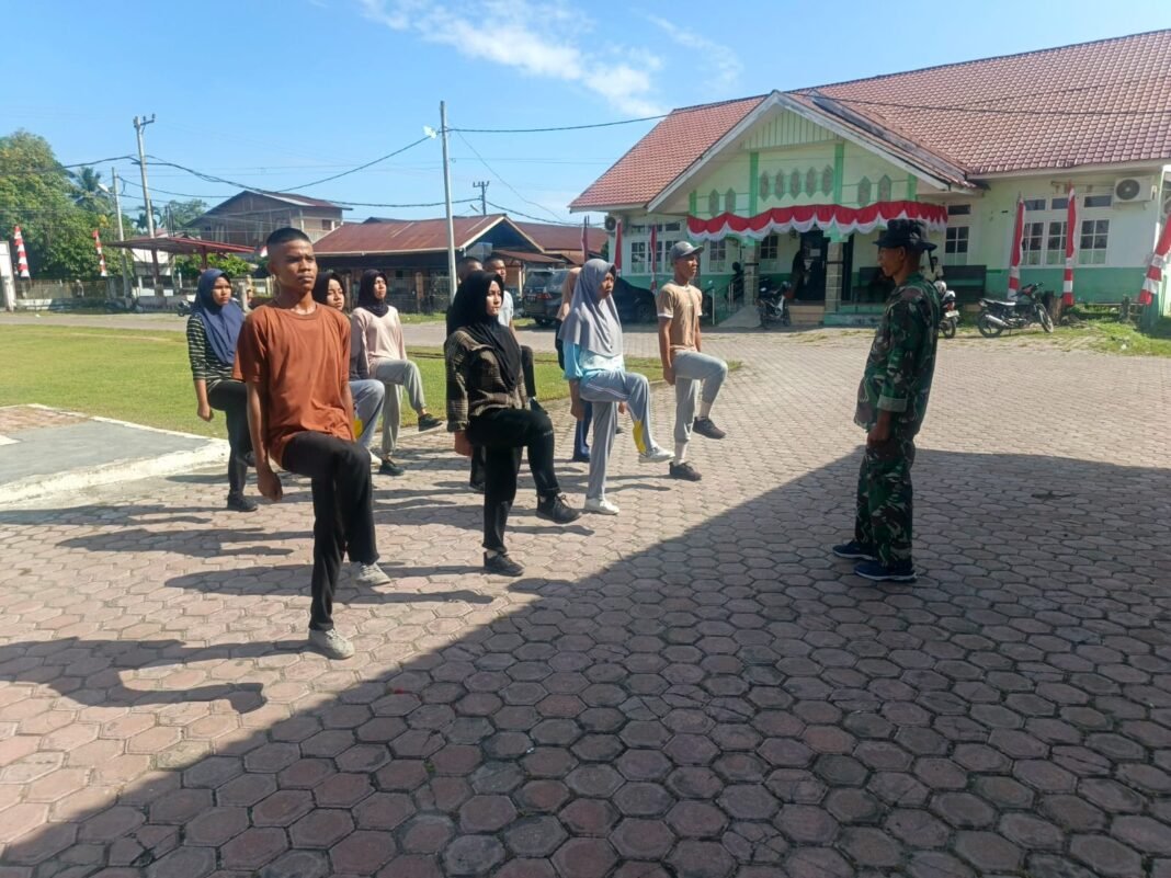 Tiga Pilar Kecamatan Meureubo Bersinergi Latih Anggota Paskibra Persiapan Menyambut HUT Ke-80 Kemerdekaan RI