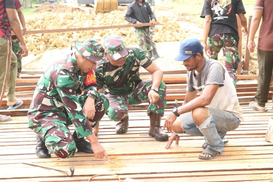 Progres Pembangunan Jembatan TMMD 125 di Suka Rahmat Terus Dipantau