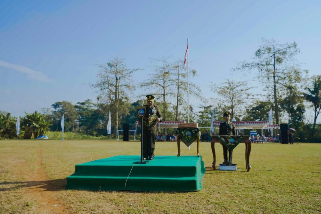Amanat Kemerdekaan dari Dansatgas TMMD di Tengah Program Pembangunan Desa