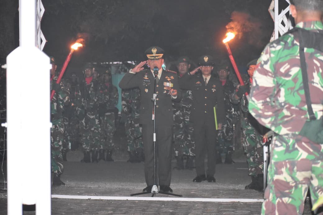 Penghormatan Malam untuk Pahlawan: Danrem 012/TU Pimpin Apel Kehormatan