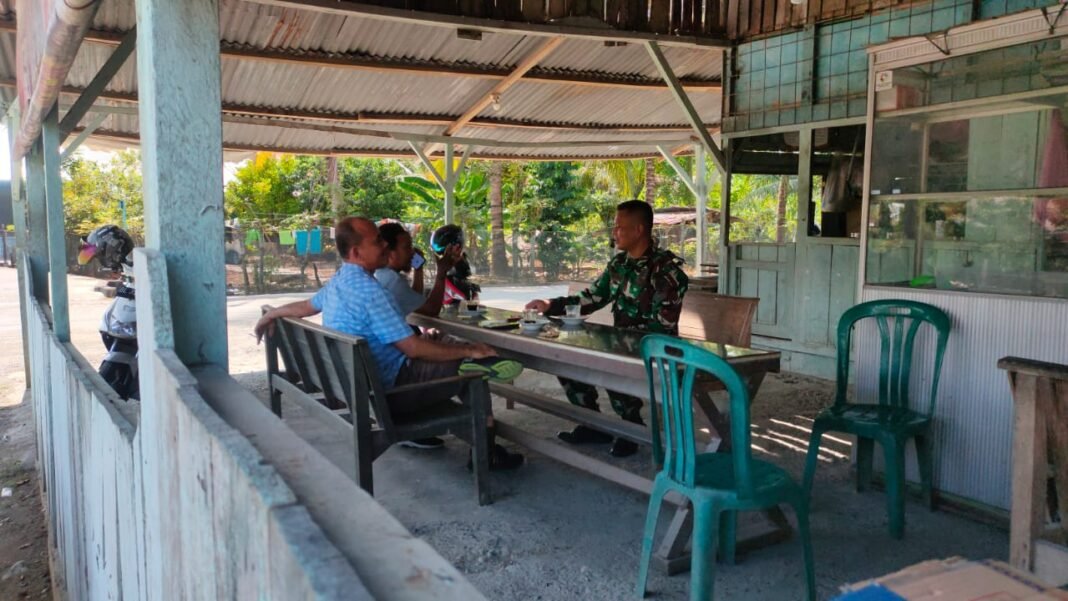 Sebagai Subjek di Desa, Babinsa Koramil 04/Meureubo Barter Informasi dengan Warga Binaan