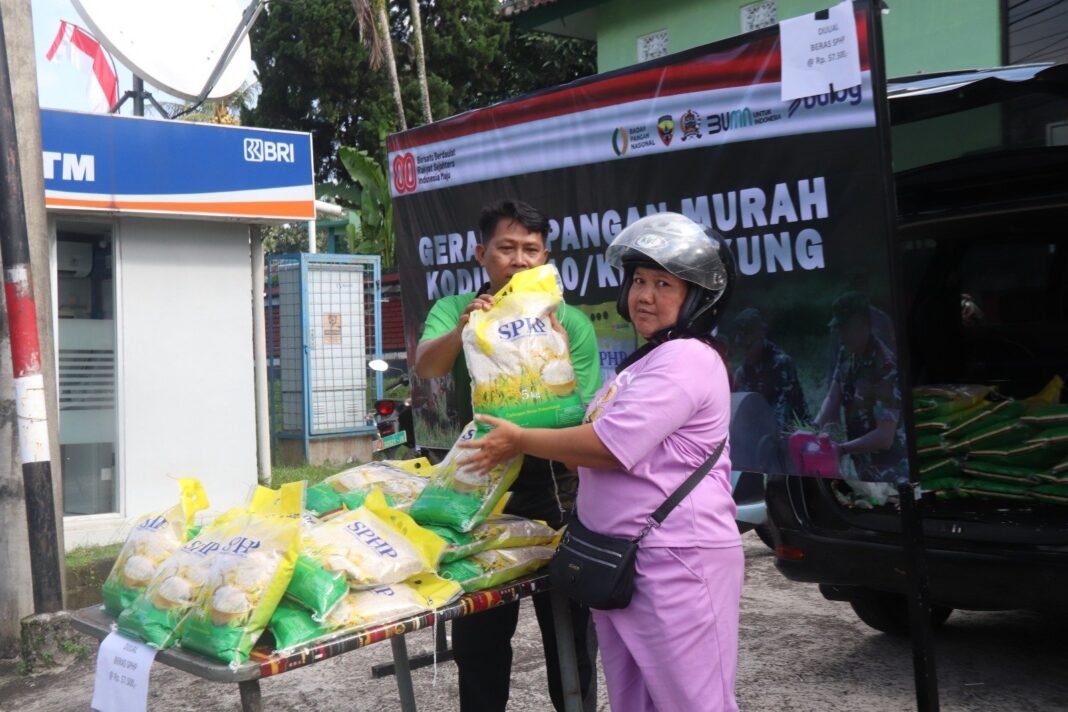 Kodim Klungkung Gelar GPM, Hari Pertama 100 Paket Beras Ludes Terjual
