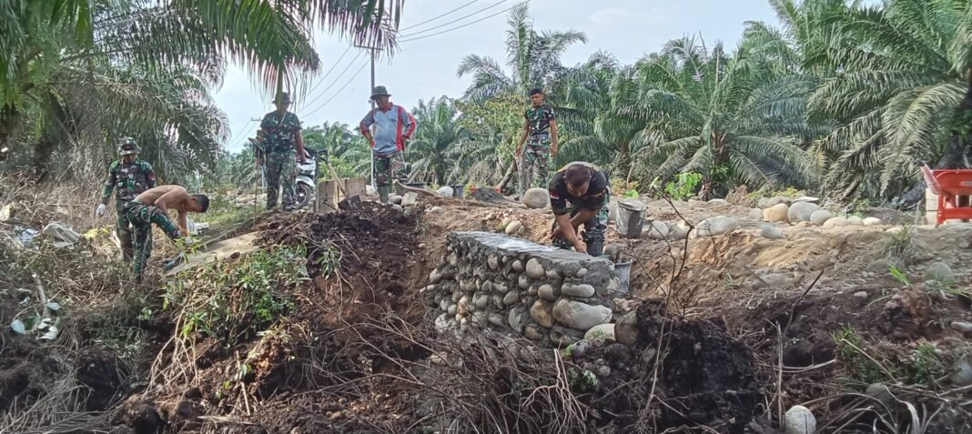Progres Pengoralan Jalan Capai 1.300 Meter di Hari ke-24 TMMD 125 Kodim Mukomuko