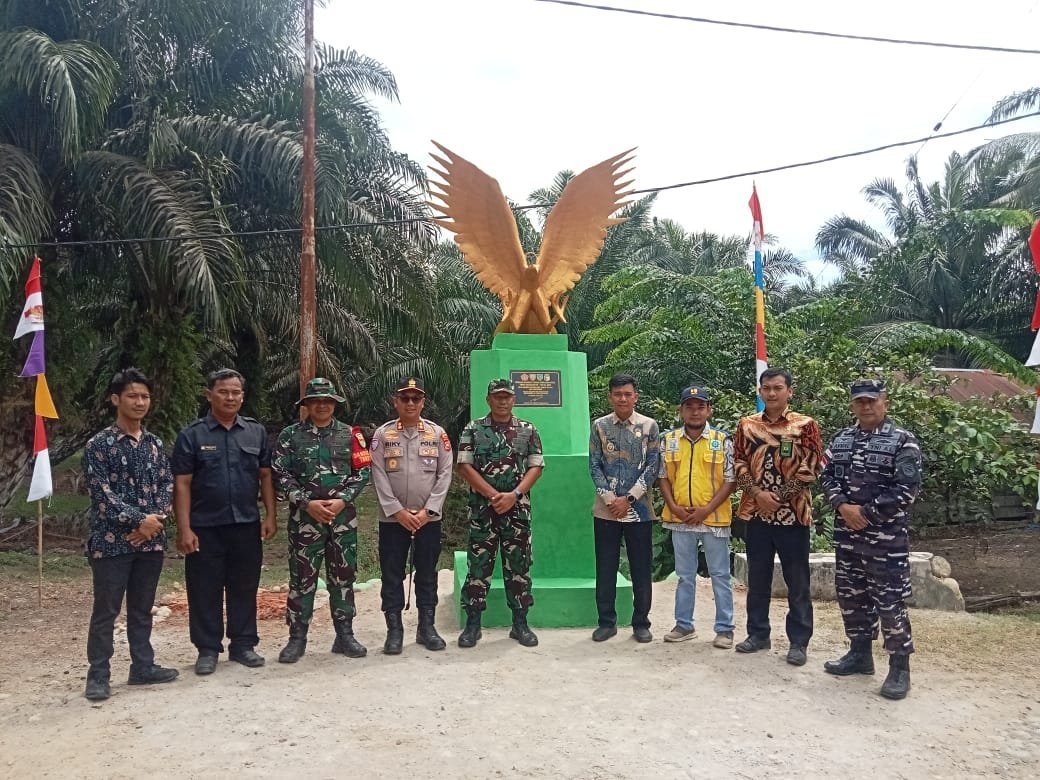Tugu Prasasti Jadi Simbol Keberhasilan TMMD ke-125 Kodim 0428/Mukomuko