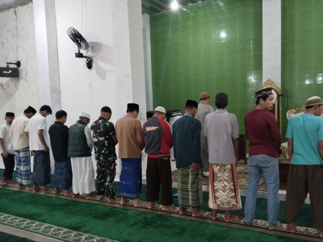 Koramil 1426-03/Galut Safari Sholat Subuh Berjamaah Di Masjid Wilayah Binaan