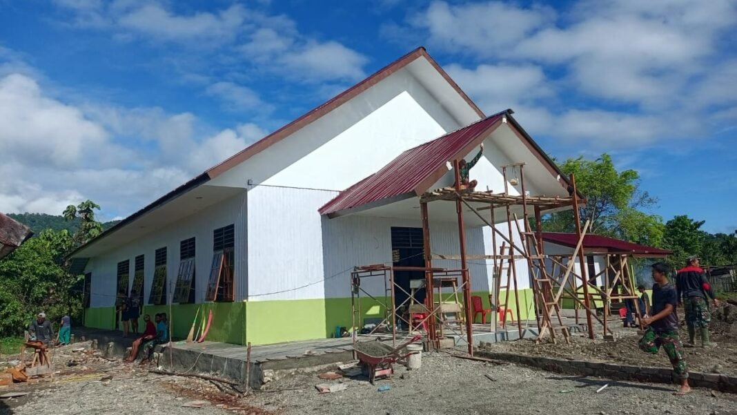 Finishing Pembangunan Gereja GKI Talitakum TMMD 125 Nabire Dipacu Jelang Penutupan