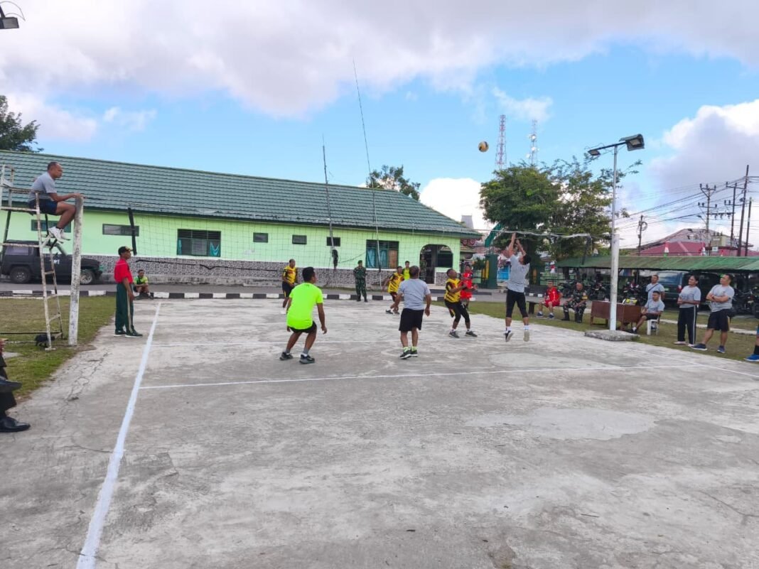 Kodim 1613/Sumba Barat Gelar Turnamen Voli Internal untuk Semarakkan Semangat Nasionalisme