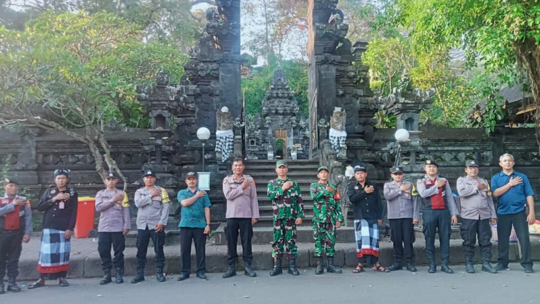 Gencarkan Patroli Wilayah, Aparat Di Dawan Sampaikan Pesan Kamtibmas Kepada Warga