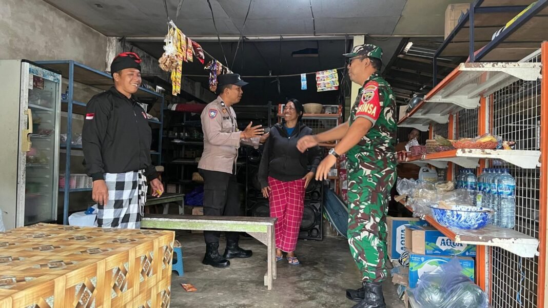 TNI Hadir Ditengah Masyarakat, Babinsa Akah Sikseskan Upacara Mekiis