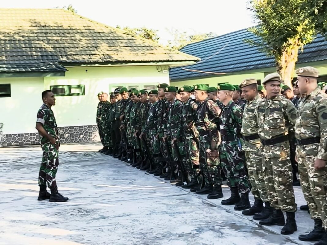 Komandan Kodim 1613/Sumba Barat Pimpin Apel Pagi dan Tekankan Kesiapsiagaan Anggota