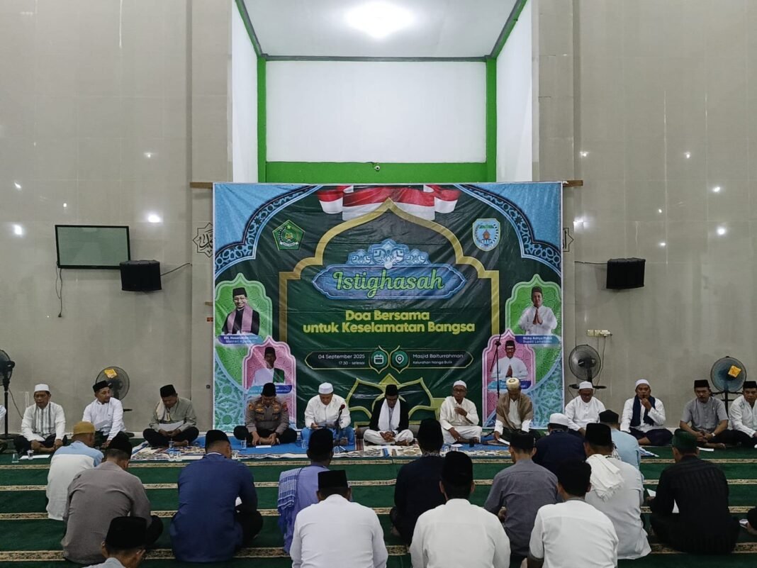 Istiqosah dan Doa Bersama untuk Keselamatan Bangsa di Masjid Baiturrahman