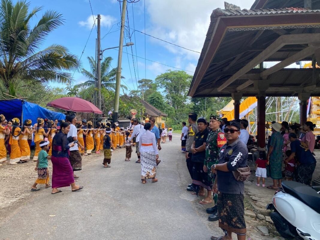 Kawal mepeed, Babinsa Bunga Mekar wujudkan komitmen dukung kelestarian tradisi lokal