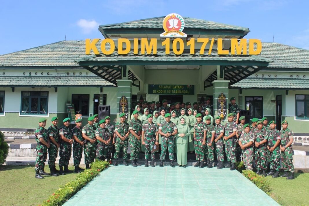 Dandim 1017/Lmd Lepas Prajurit Terbaik Pindah Satuan