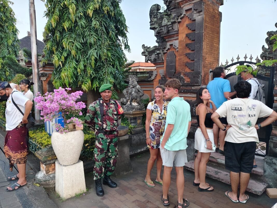 Dandim Klungkung Terjunkan Personel Kawal Doa Bersama Lintas Agama