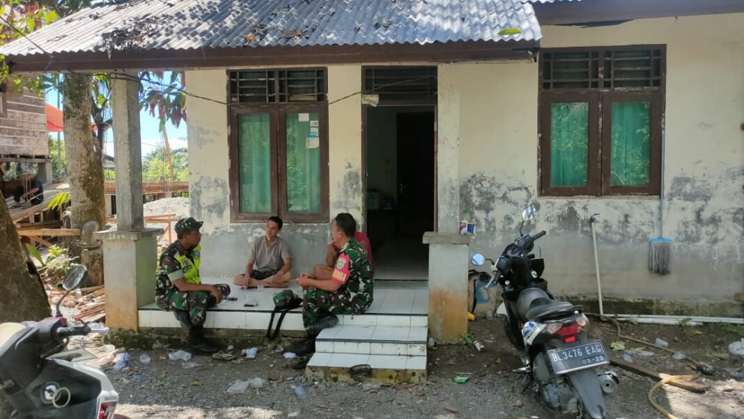 Jemput Informasi, Babinsa Koramil 04/Meureubo Hampiri Rumah Warga Binaan