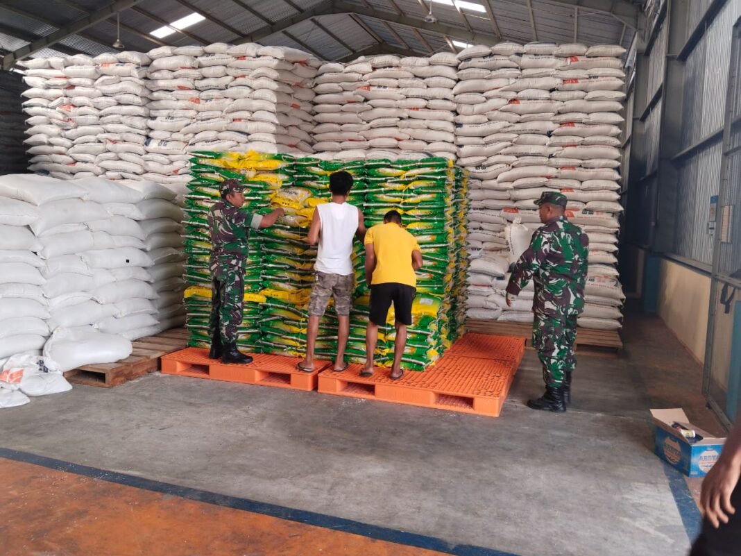 Babinsa Pastikan Kualitas Beras untuk Masyarakat