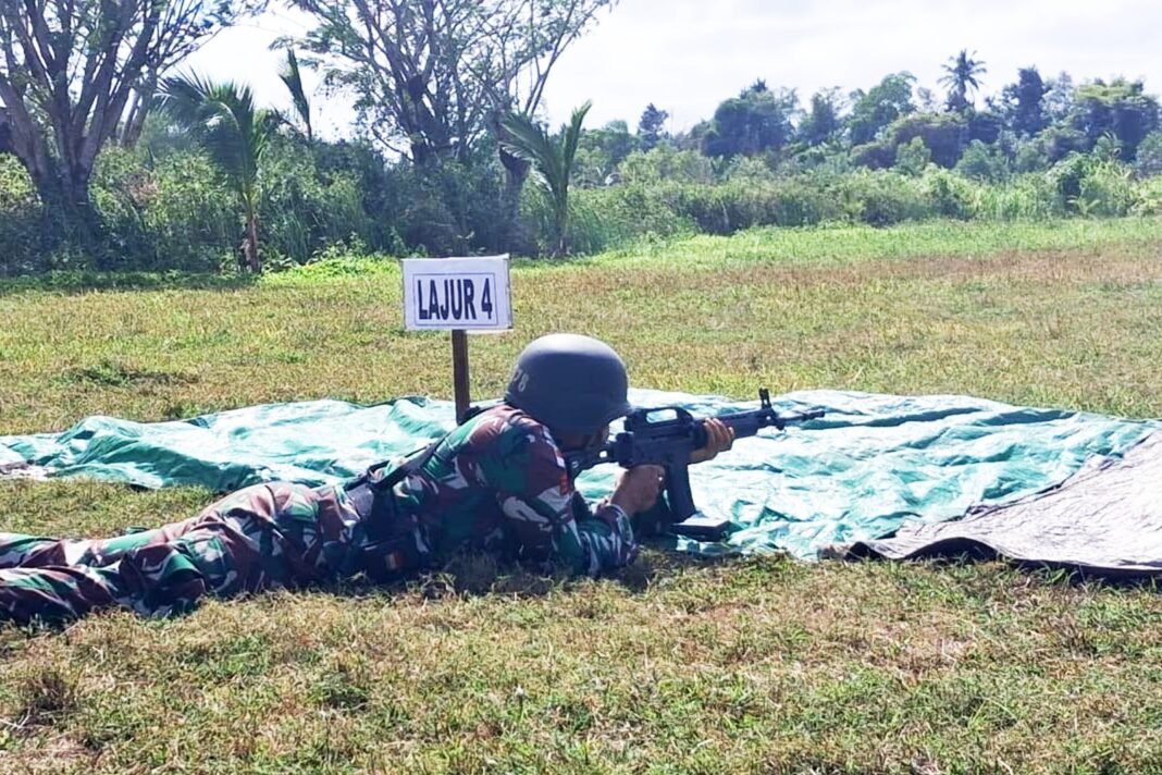 Kodim 1707/Merauke Gelar Latihan Menembak Senjata Ringan untuk Meningkatkan Profesionalisme Prajurit
