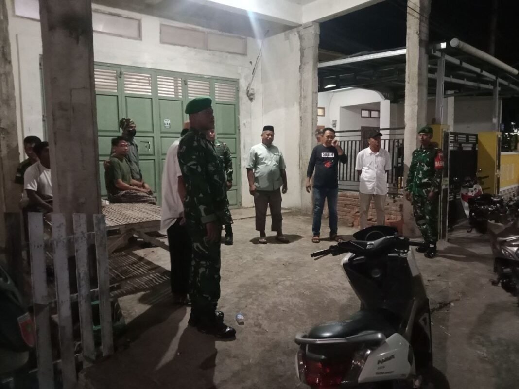 Cegah Gangguan Kamtibmas, Personel Koramil 1426-04/Galesong Patroli bersama Komponen Pendukung