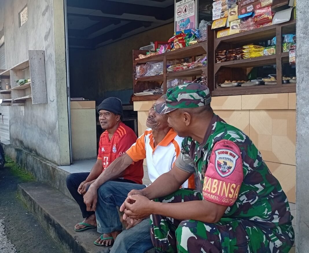 Wujudkan Pembinaan Teritorial, Babinsa Desa Undisan Pererat Hubungan Lewat Komsos